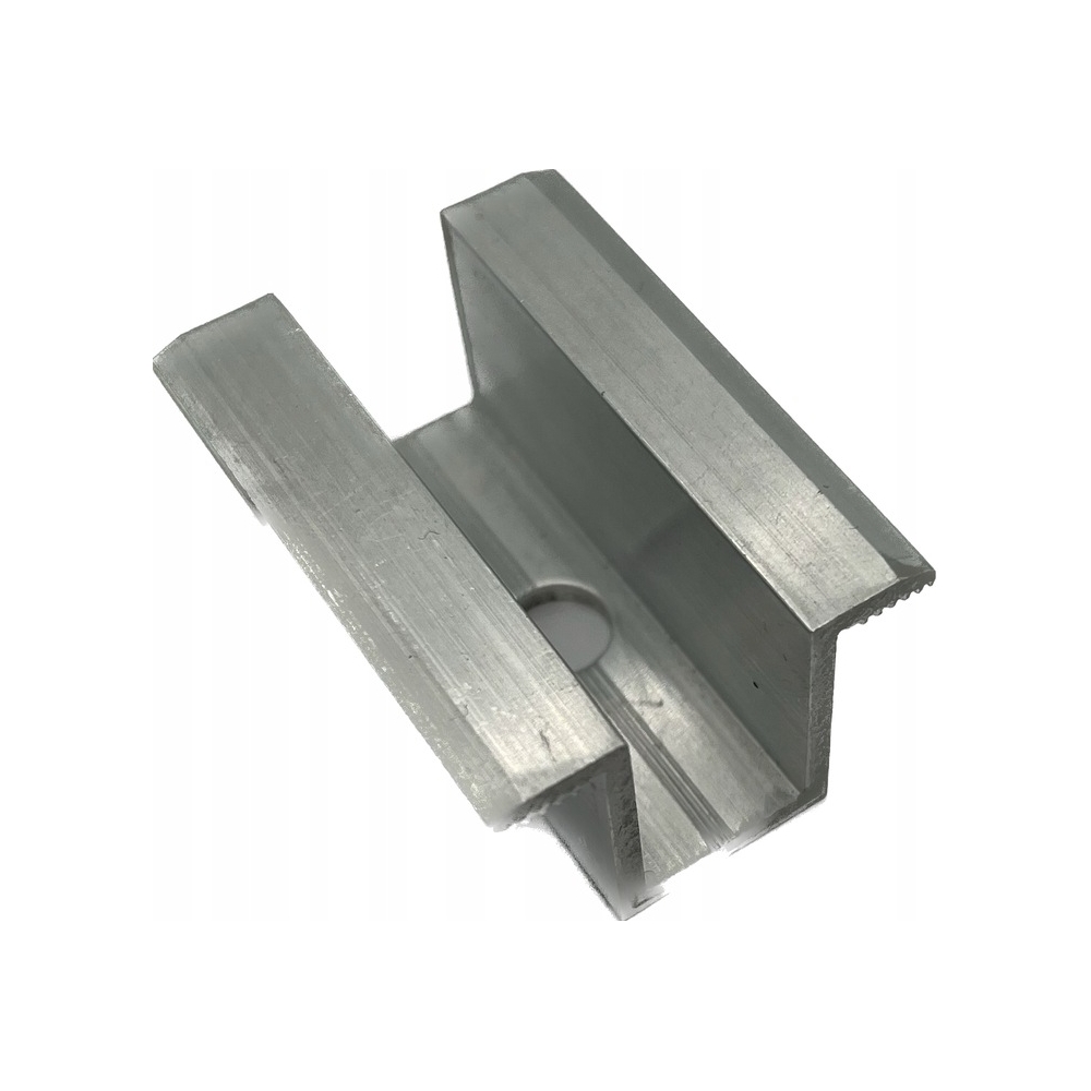 Universal center clamp